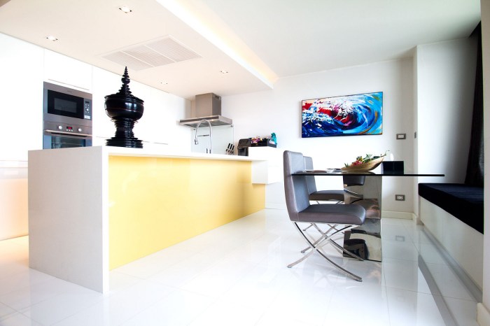 8637468422_d4b7ac21f8_h