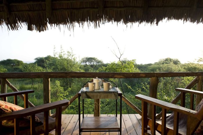 lake-burunge-balcony-view-800